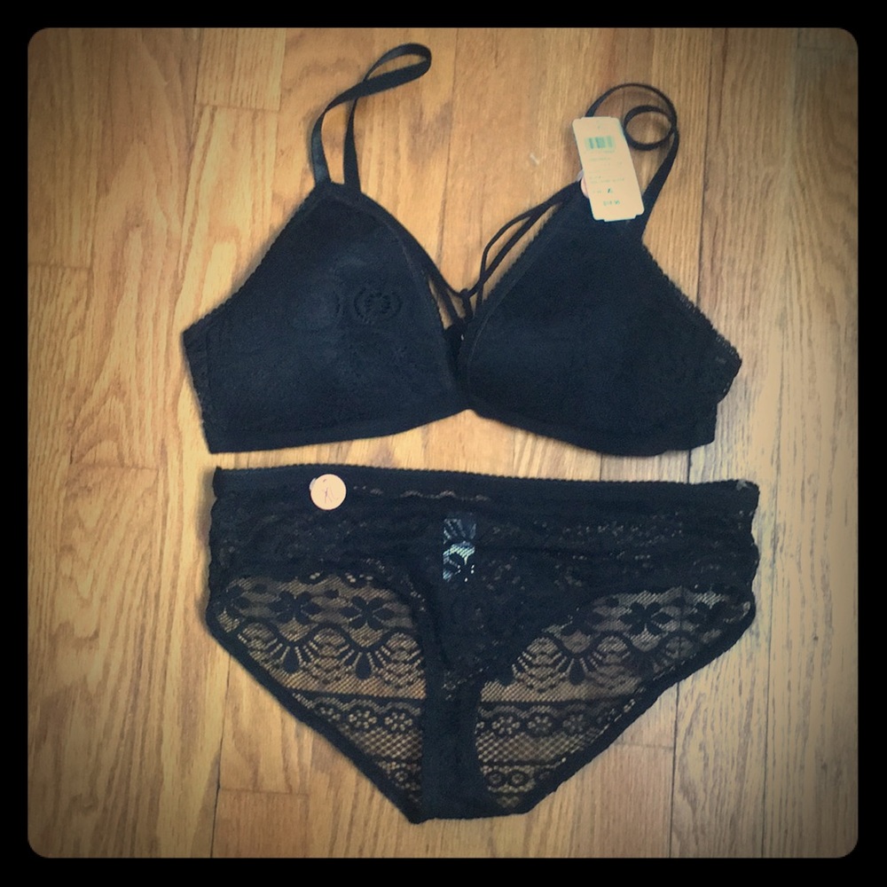 Strappy front lace bralette and panty set
